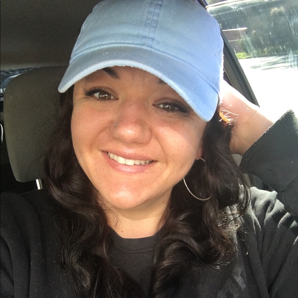 Meet your Posher, Angela j